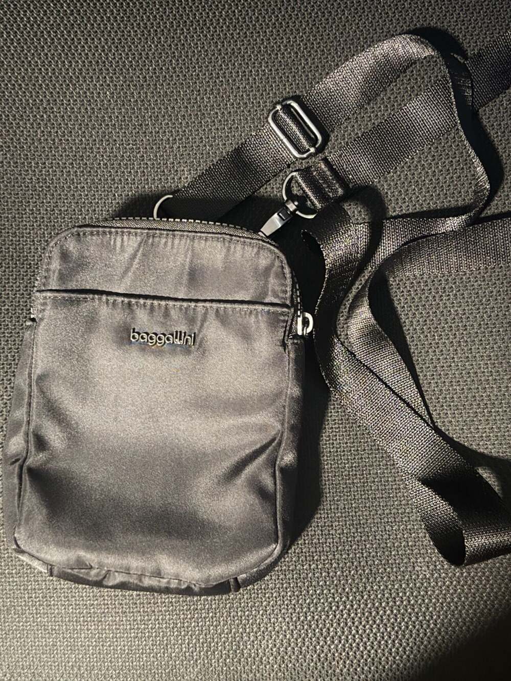 Baggallini Modern Take Two RFID Crossbody Handbag